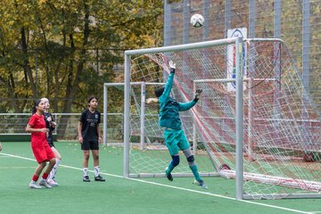 Bild 198 - wCJ VfL Pinneberg - Eimsbuettler TV : Ergebnis: 0:3